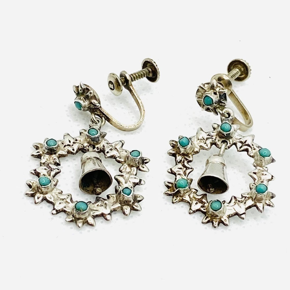 Vintage JPL Wreath Bells 865  Screw Backs Earrings